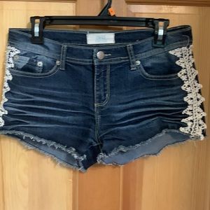 Womens/Teens Shorts
